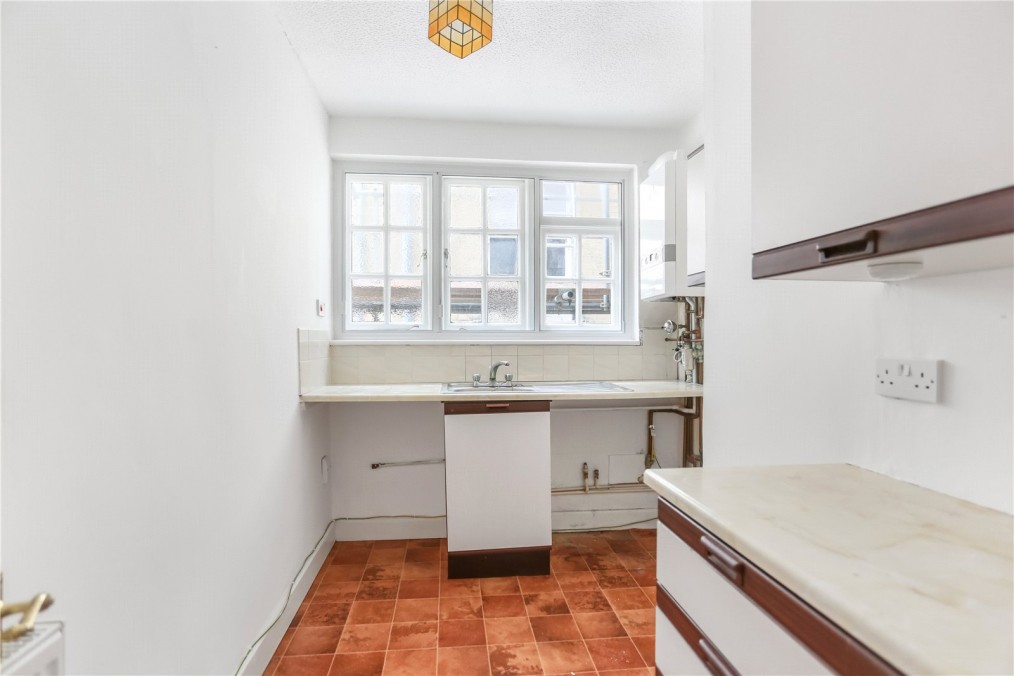 Grand Avenue, Hove, BN3
