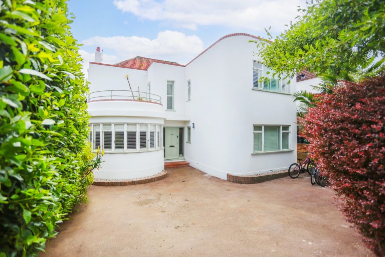 Nevill Avenue, Hove, BN3