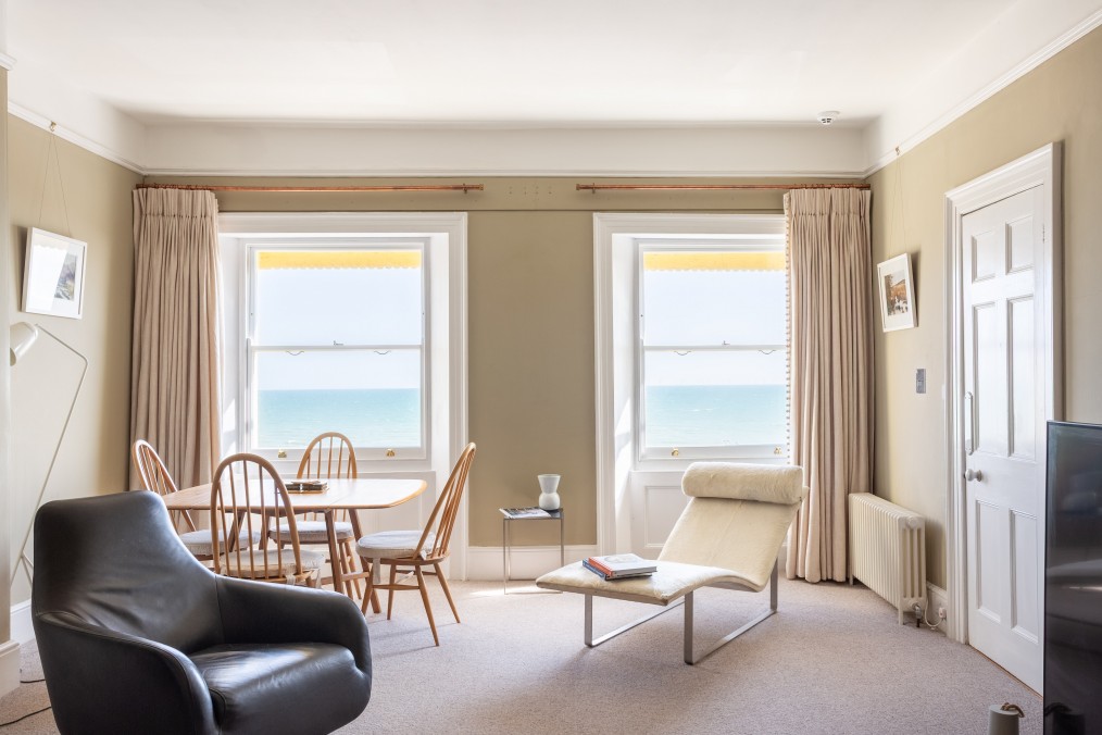 18 Brunswick Terrace, Hove, BN3