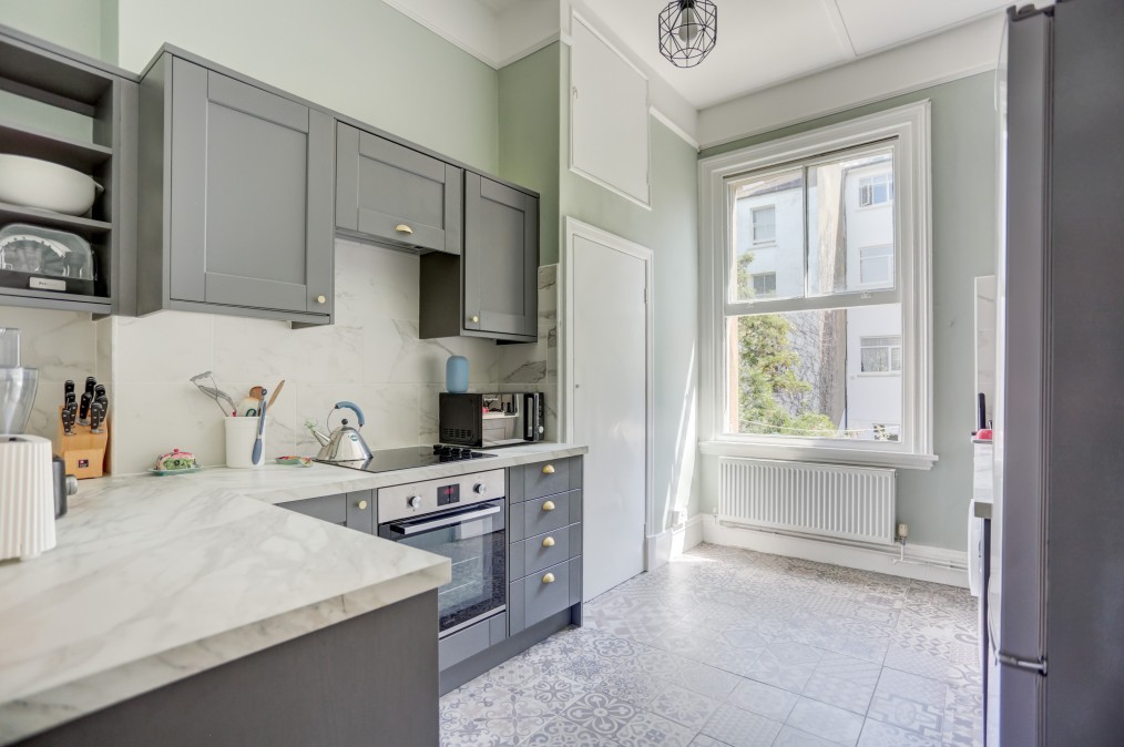 20 Second Avenue, Hove, BN3
