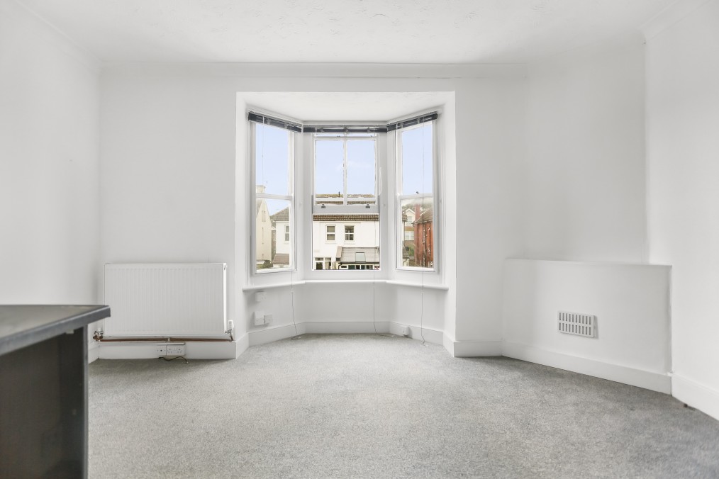 67 Downsview Road, Worthing, BN11