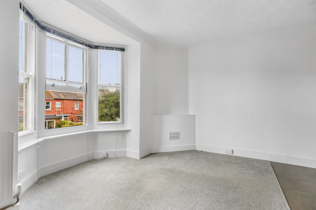 67 Downsview Road, Worthing, BN11