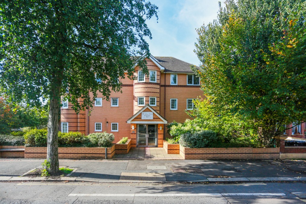 St James Court, 81 The Drive, Hove, BN3
