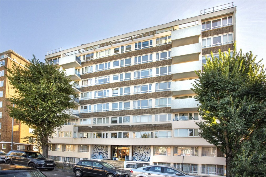 Bowen Court, The Drive, Hove, BN3