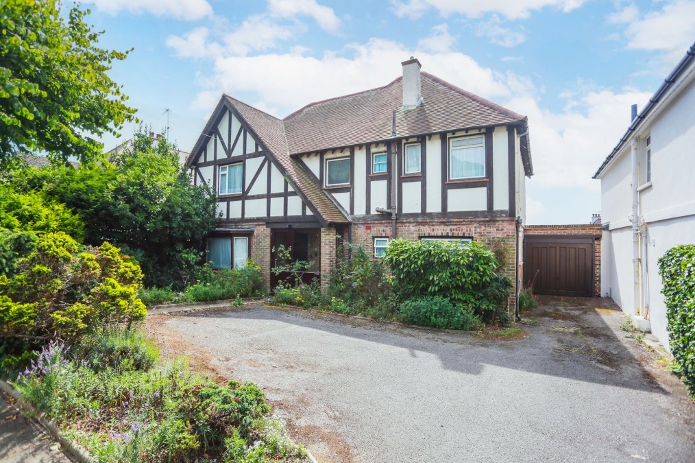 Hove Park Road, Hove, BN3