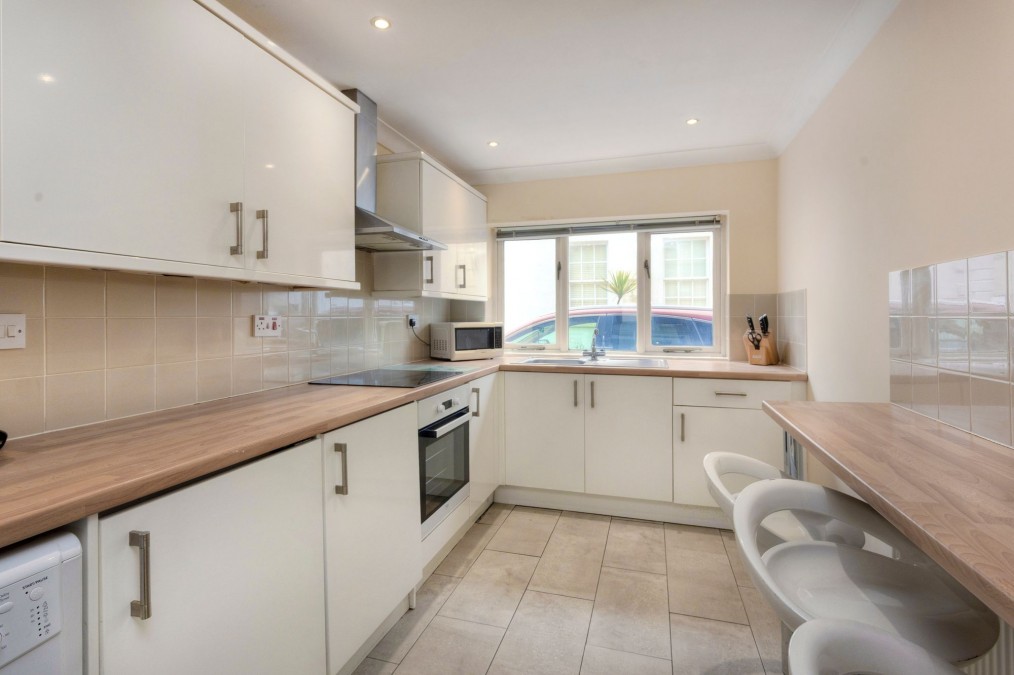 13B Royal Crescent Mews, Brighton, BN2