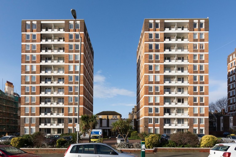 Grand Avenue, Hove, BN3