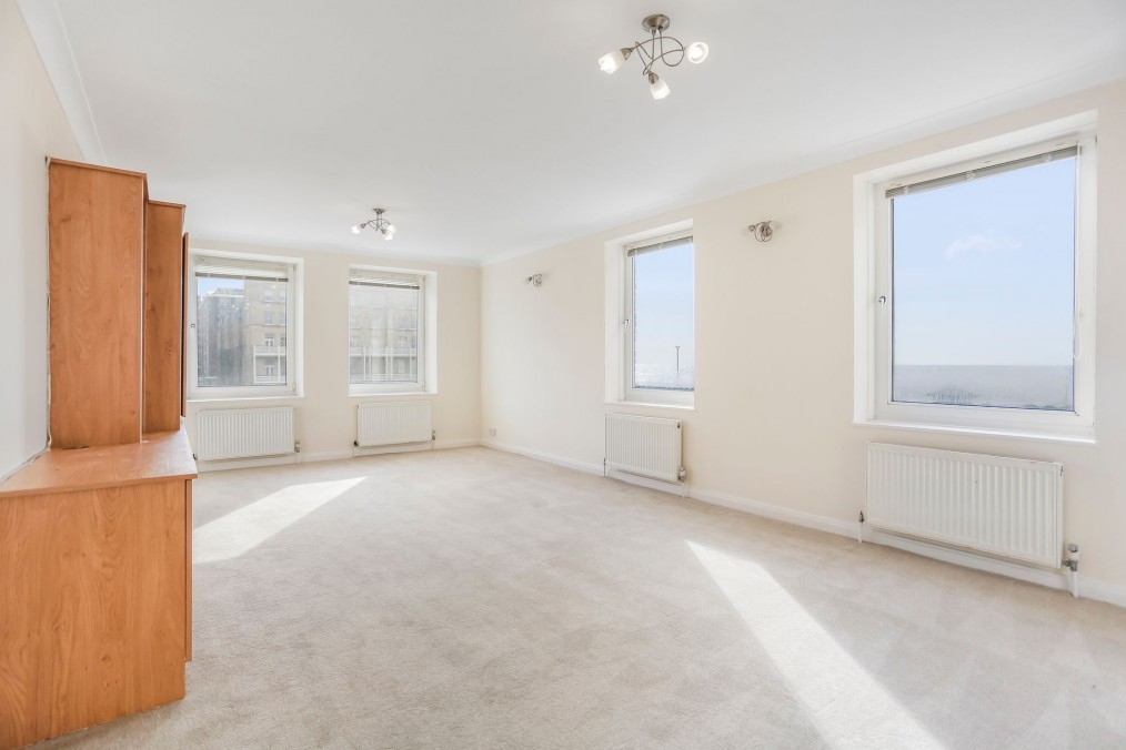 Grand Avenue, Hove, BN3