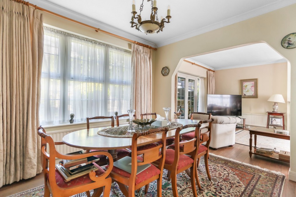 Woodland Drive, Hove, BN3