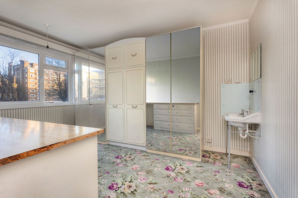 Grand Avenue, Hove, BN3