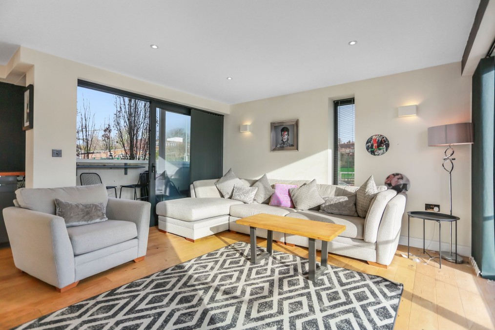 The Upper Drive, The Point, BN3