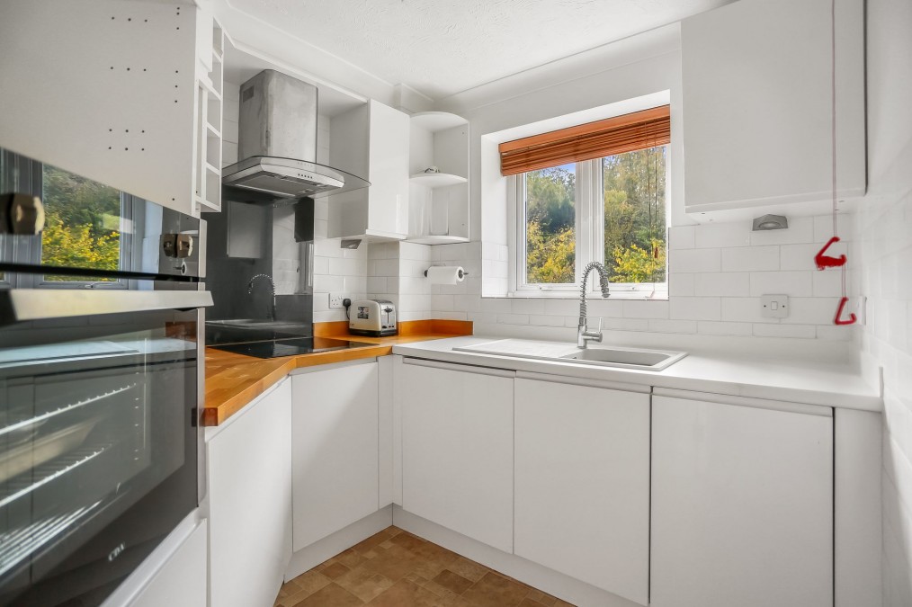 London Road, Patcham, BN1