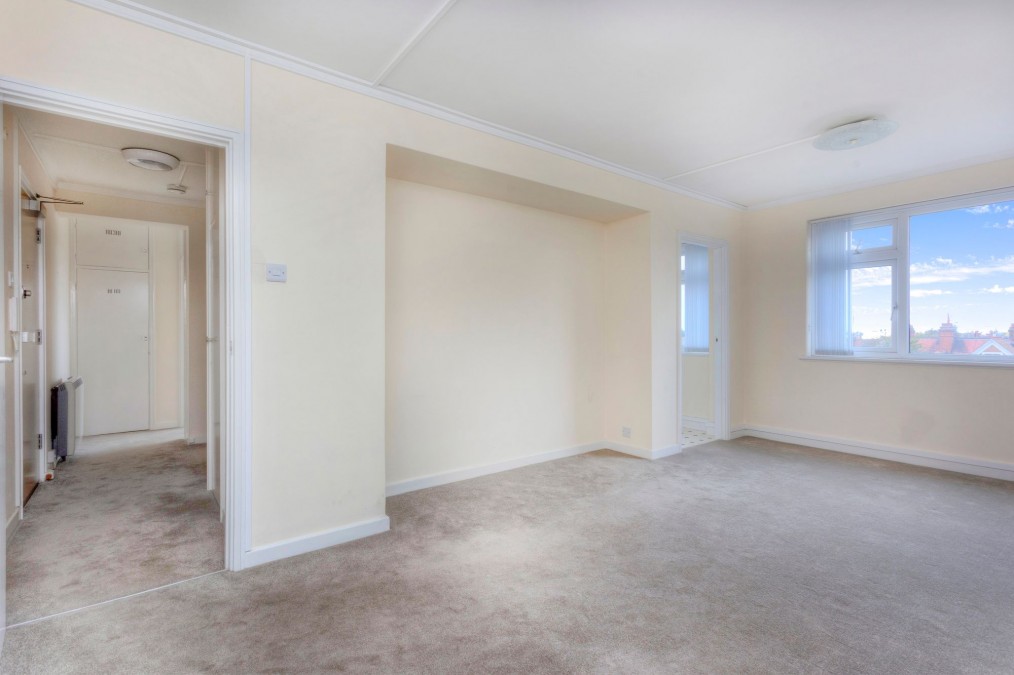 Grand Avenue, Hove, BN3