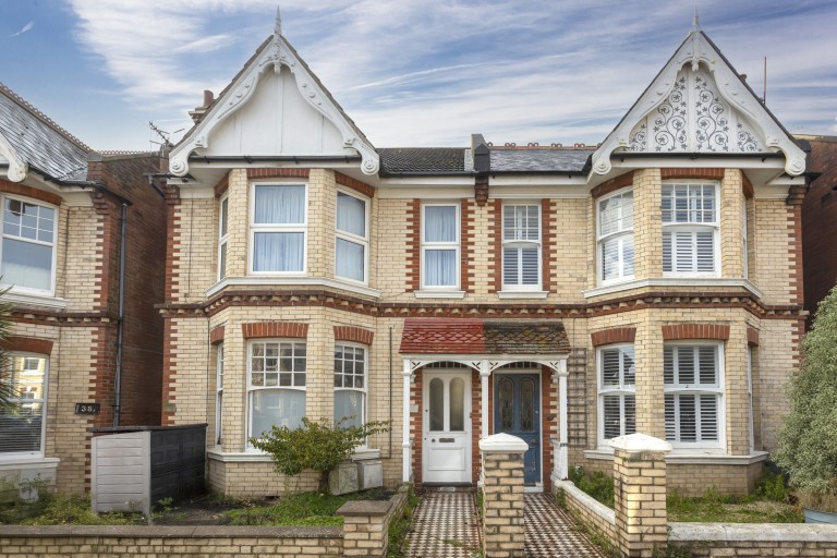 Worcester Villas, Hove, BN3