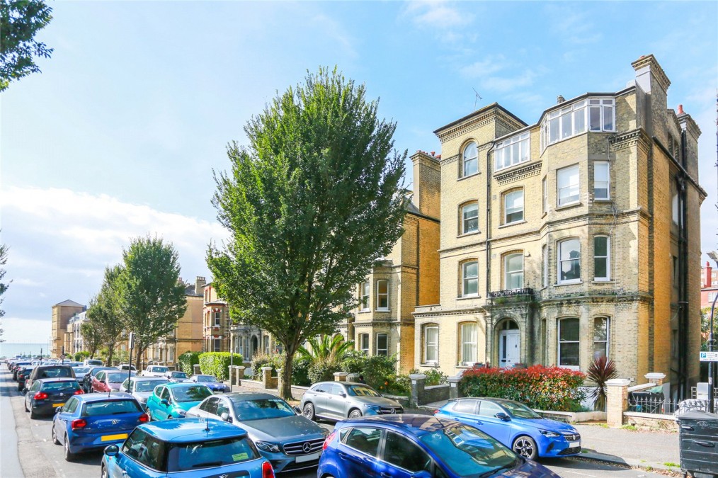 Second Avenue, Hove, BN3
