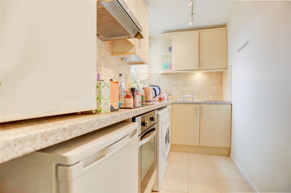 Wilbury Avenue, Hove, BN3