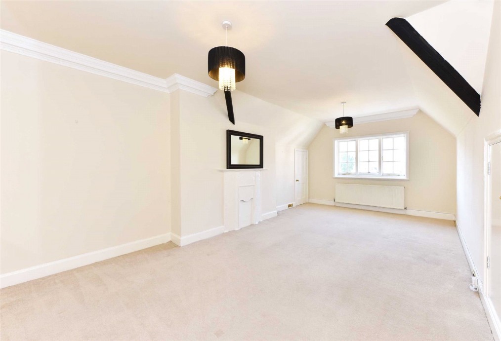 Grand Avenue, Hove, BN3