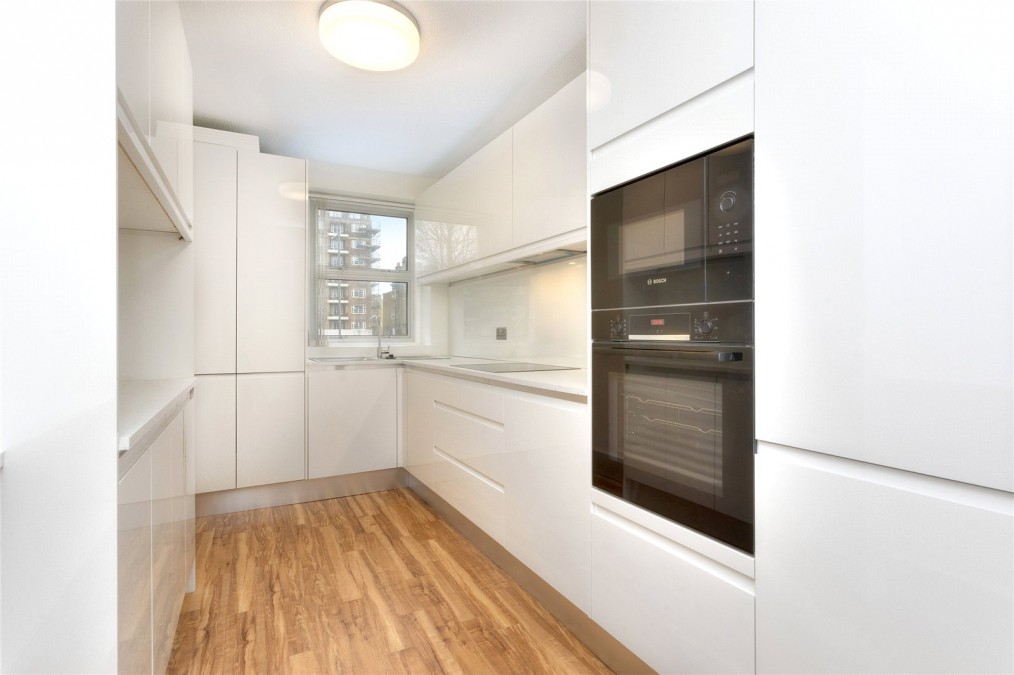Grand Avenue, Hove, East Sussex, BN3