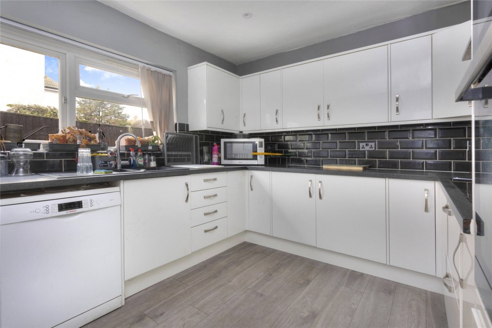 Shelldale Avenue, Portslade, BN41