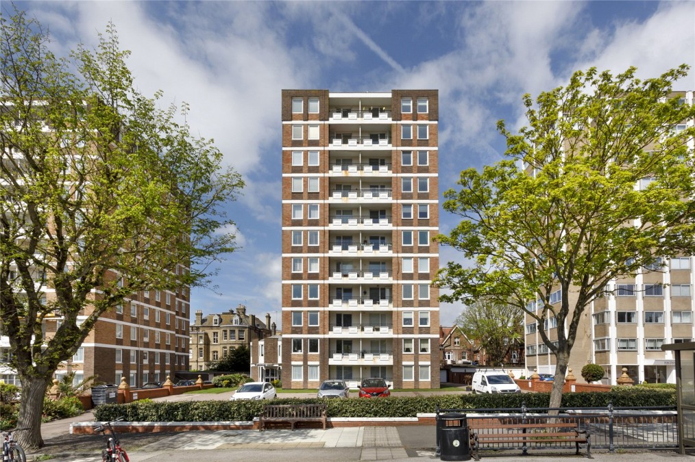 Grand Avenue, Hove, East Sussex, BN3