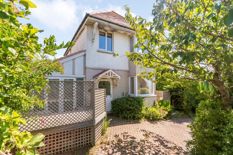 Channel View Road, Brighton, BN2