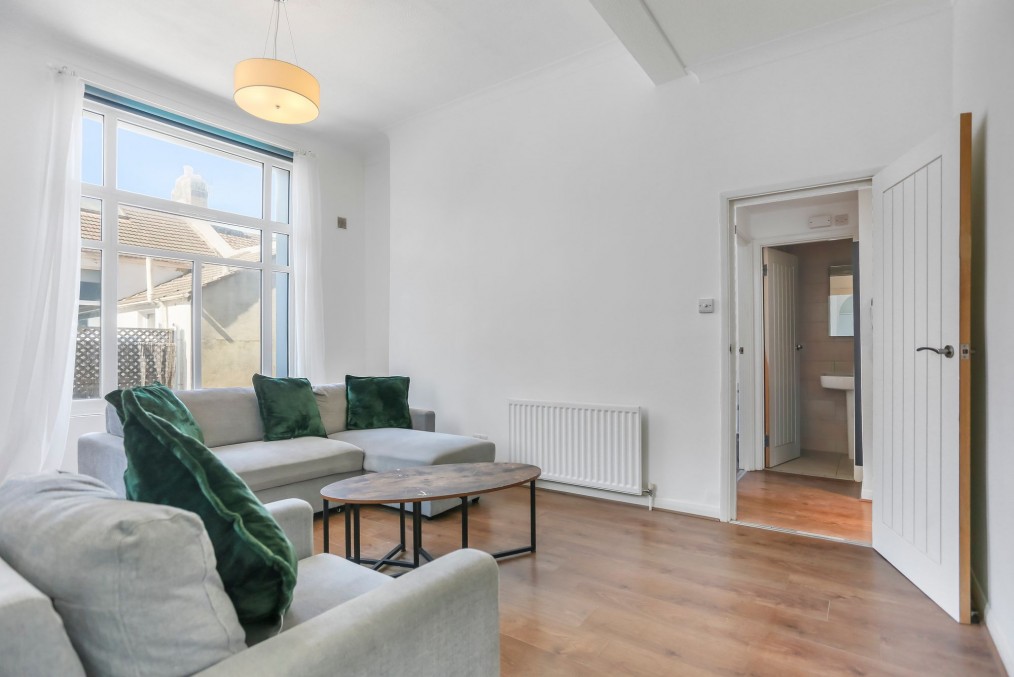 Eastern Road, Brighton, BN2