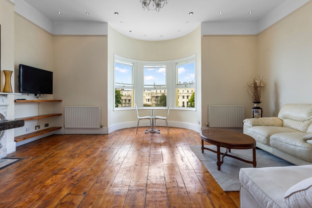 12 Bruswick Square, Hove, BN3
