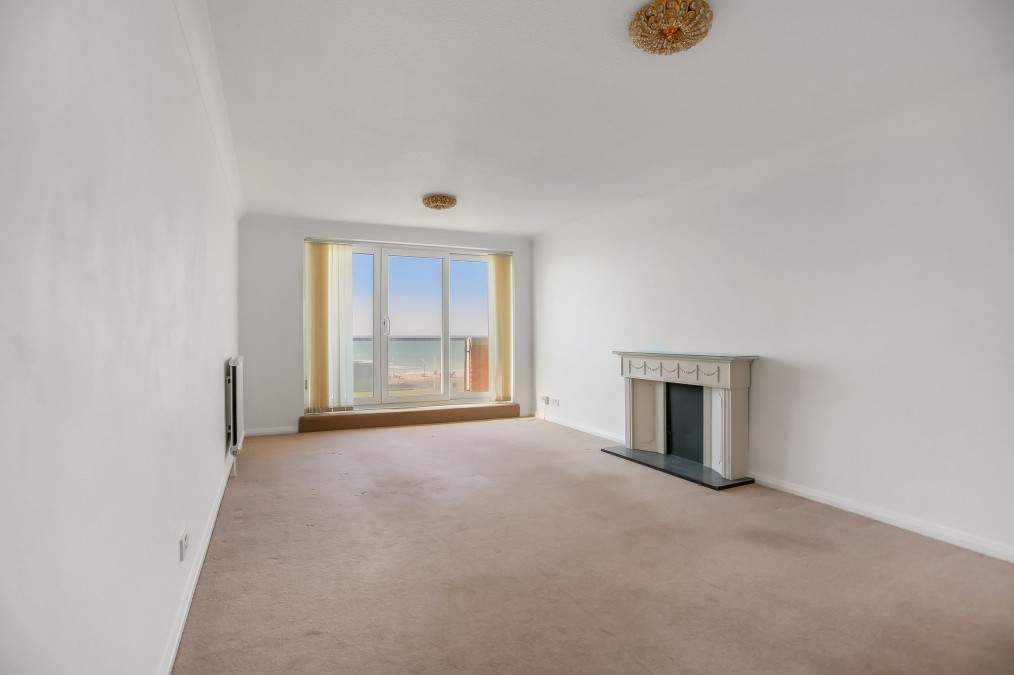 Kingsway, Hove, BN3