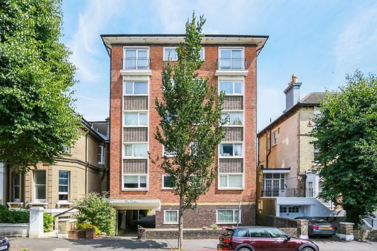 Wilbury Road, The Carlton, BN3