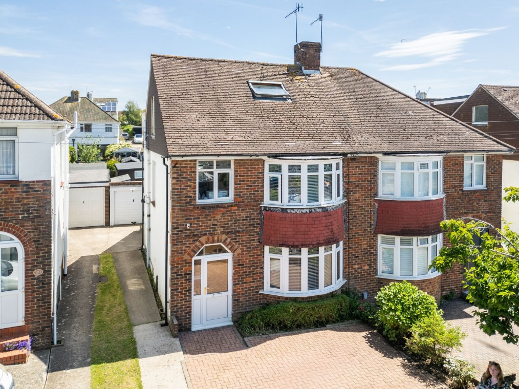 Poplar Avenue, Hove, BN3