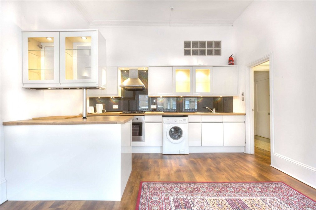 Second Avenue, Amberley Court, BN3