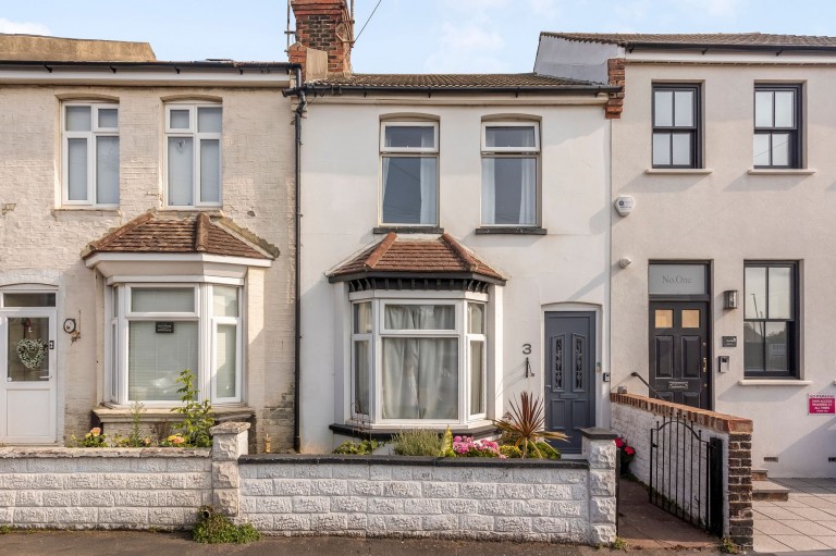 St. Peters Road, Portslade, BN41