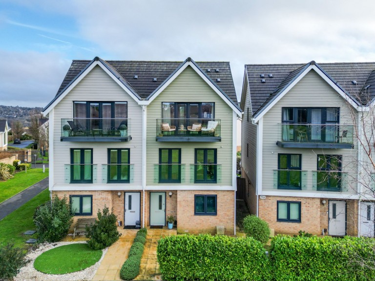 Gatton Park Lane, Brighton, BN1