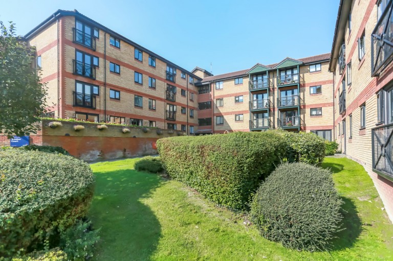 Tongdean Lane, Withdean, BN1