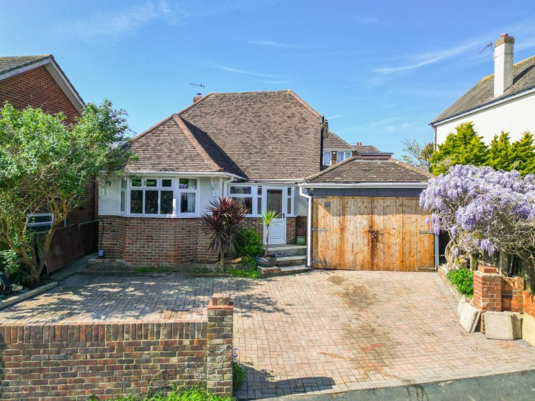 Mile Oak Road, Portslade, BN41