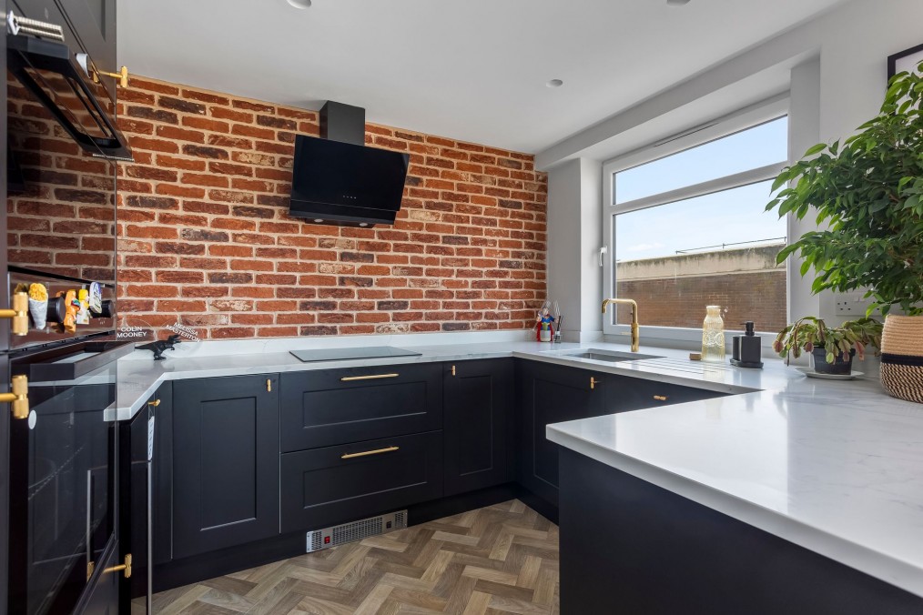 Grand Avenue, Hove, BN3