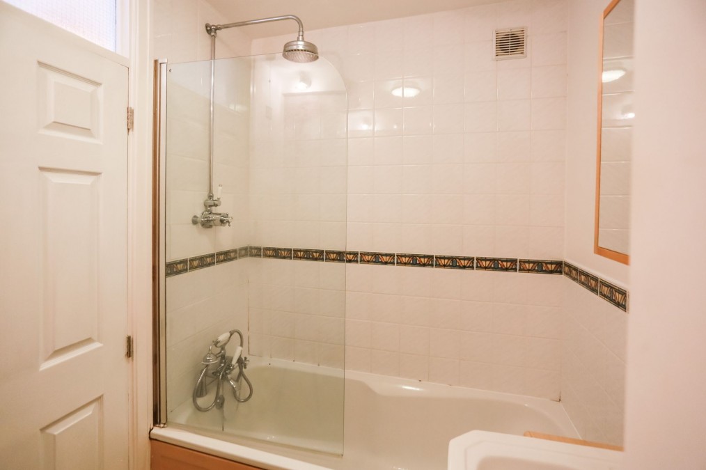 Grand Avenue, Hove, BN3