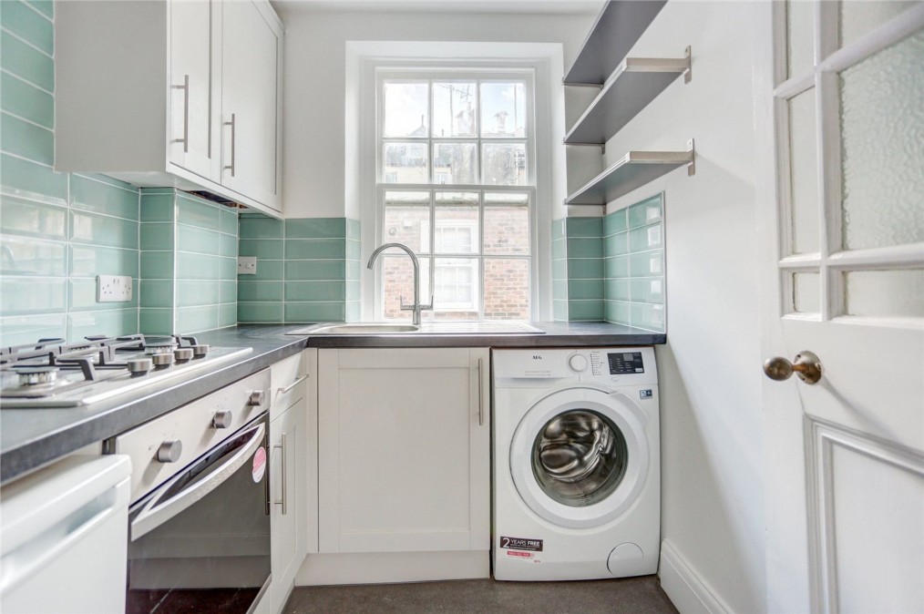 Rochester Gardens, Hove, BN3