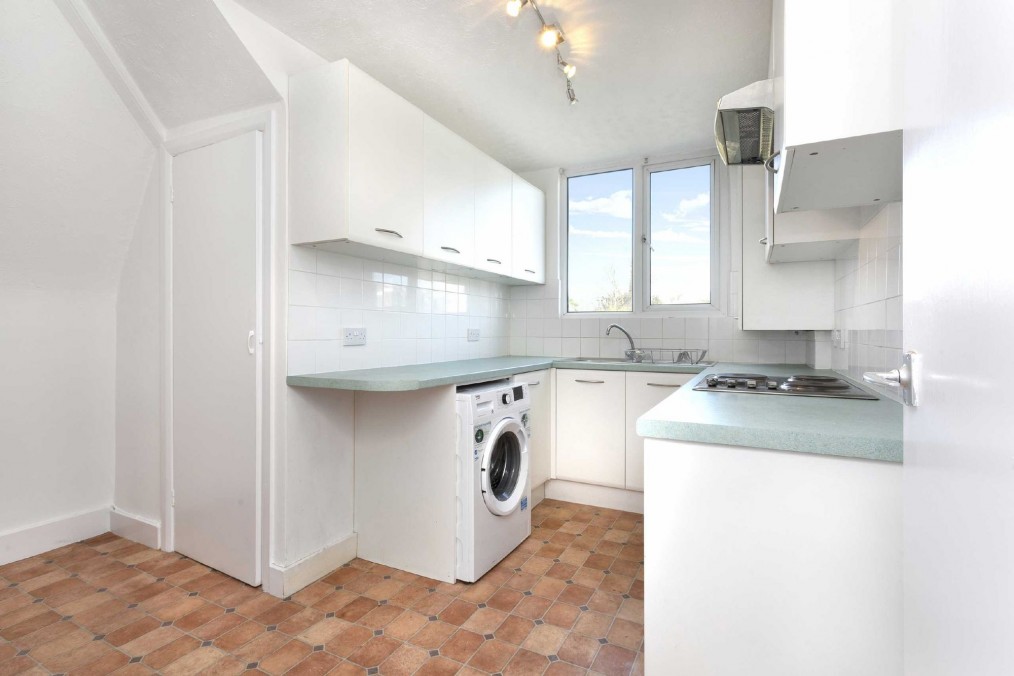 Wilbury Avenue, Hove, BN3