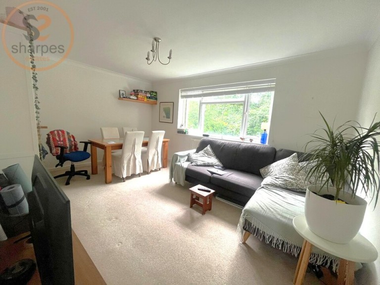 Garden Court Stanton Road , Flat 8, London
