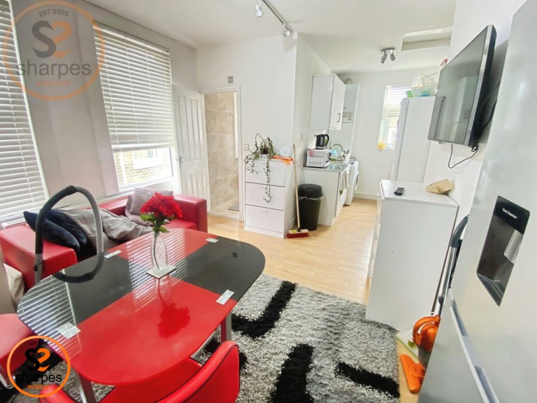 Room 4, 24a Kettering Street, London