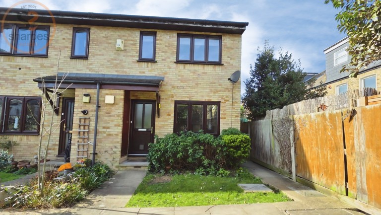 Wilfred Owen Close, London