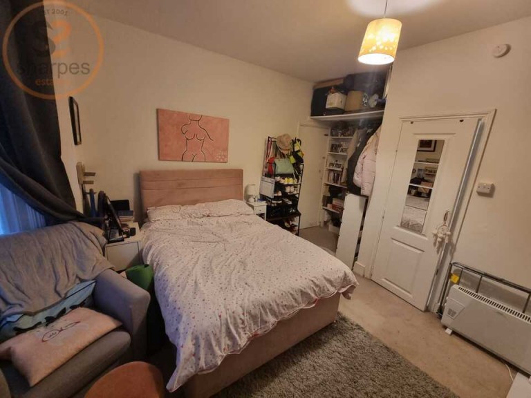 Ground floor Studio 116 Robinson Road, London