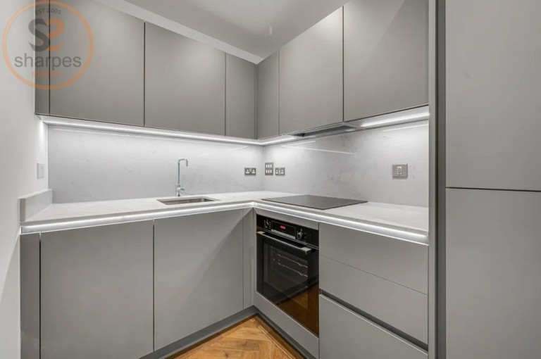 Lynne Court, London