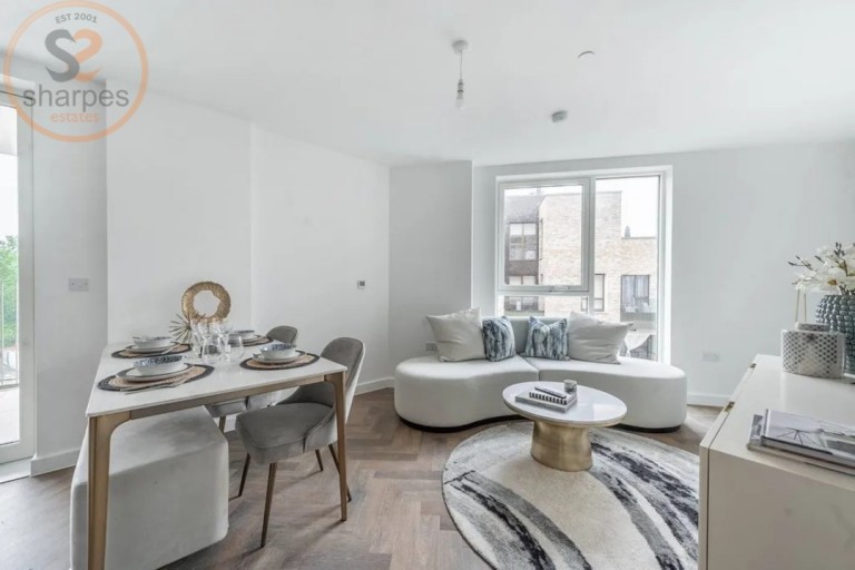 Lynne Court, London