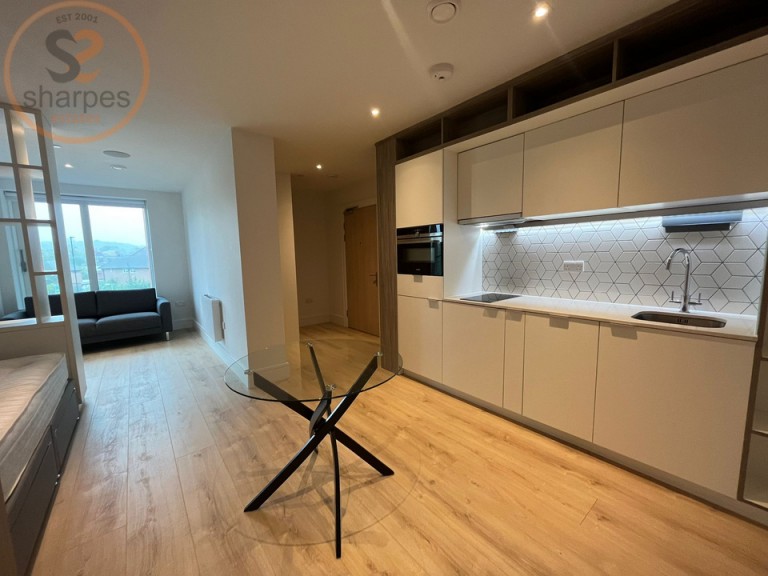 Flat 10, Lynne Court, Cambridge Road, London