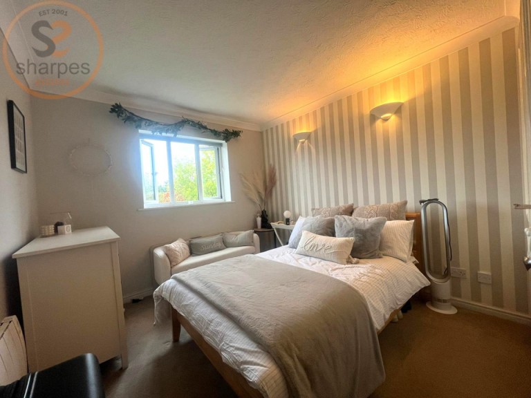 Flat 10, Rembrandt Court, Epsom, Surrey