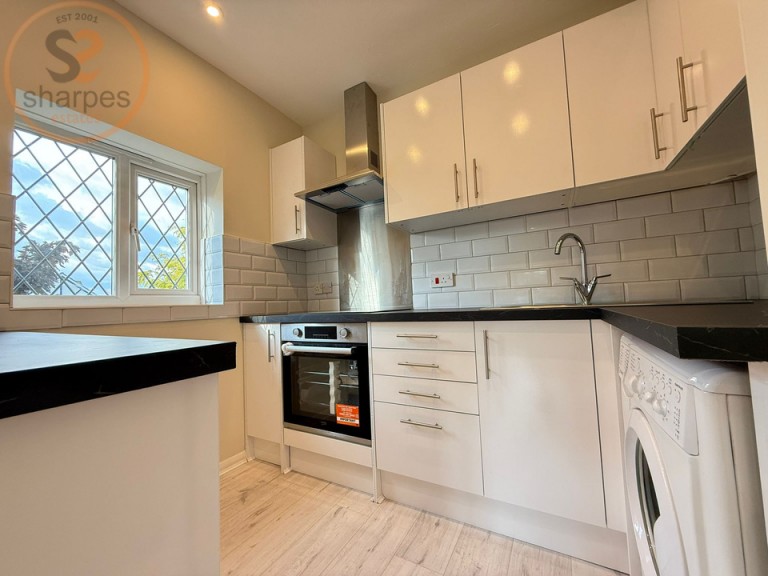 Heathfield Drive, Mitcham, Surrey