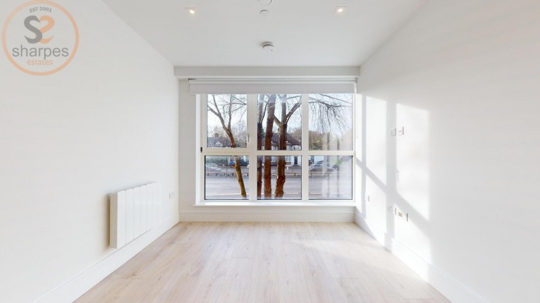 Flat 6, Coombe Hill House, Beverley Way, London