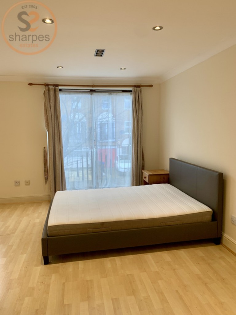 Silbury Avenue, Mitcham, Greater London